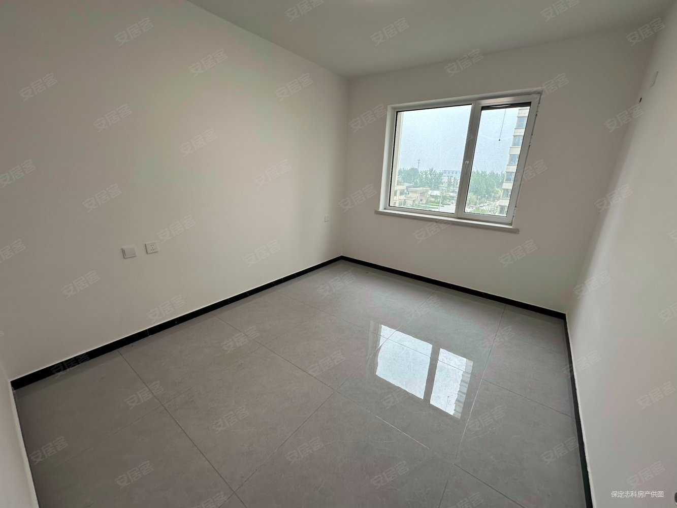 云水湾3室2厅2卫133㎡南北101.8万