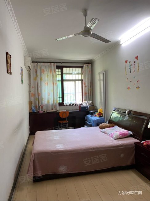 馨悦小区南北通透中间层离校近生活便利