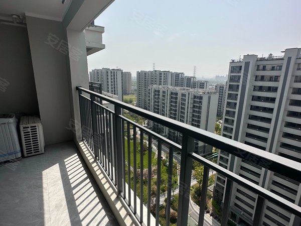 昆山巴城巴城兰亭大境花园兰亭大境花园 3室2厅1卫 电梯房 南北通透