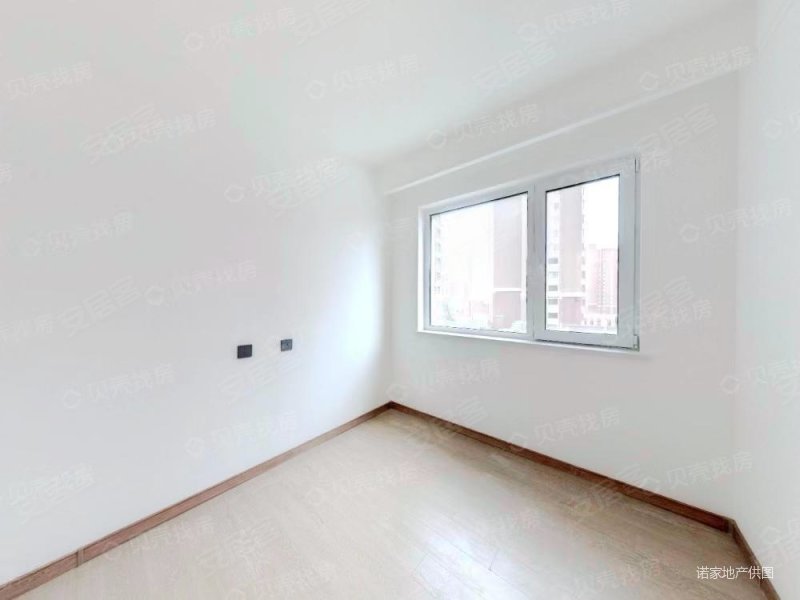 有电梯 精装修 临地铁 交通便利 南北通透 商品房,大连金地城二手房