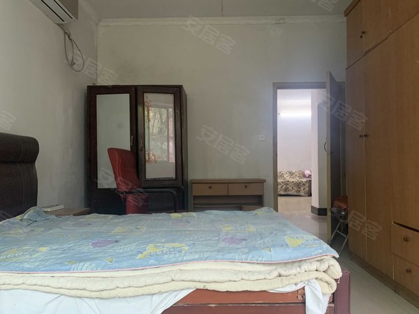 重庆北碚朝阳龙江花园(一期)北碚区 西大5号门对面 龙江花园 精装二房