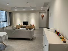 阳江江城新都汇城南绿景湾2房,大客厅设计,家私家电齐全,房子新净,拎包入住出租房源真实图片