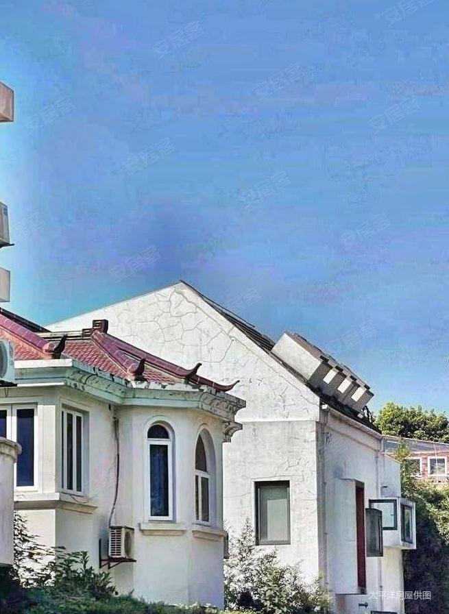 格局通透,业主诚意,百佳花园二手房,900万,7室3厅,4卫,218平米-上海