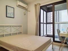 南京雨花台南站南站高铁网谷宏运大道主卧阳台 绿地之窗南京南正大喜马拉雅出租房源真实图片