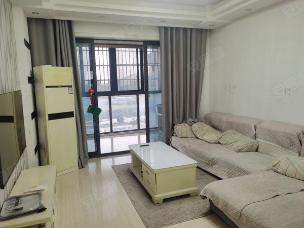 昆山花桥赛格电子城中城花园雅菊苑中城花园 南北通精装三房出租 干净