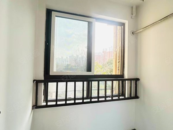 上海浦东曹路金海华城悦虹雅苑9号线曹路 近恒越广场 可办居住证 好停车 拎包入住 随时看出租房源真实图片
