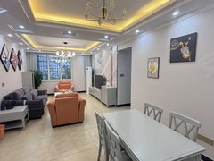 资阳雁江三贤万和家园，刘家湾市场隔壁，四三一工厂隔壁，小广场出租房源真实图片