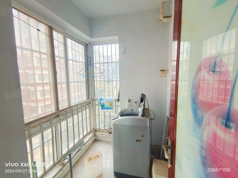 中牟天泽城旁 蓝爵世家 好楼层128平三房 60万