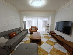 北流北流城区城区南北通透 4室2厅 碧桂园十里江湾 精装修出租房源真实图片