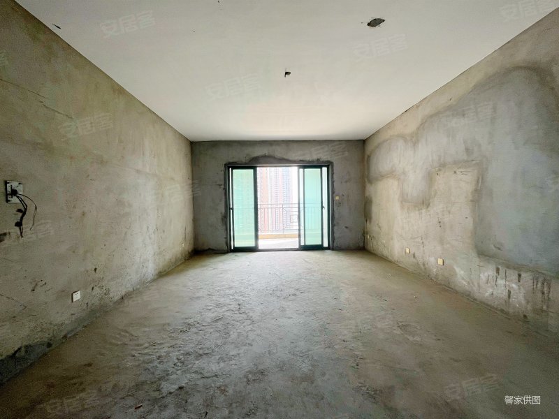 马尾东方名城电梯高层一梯两户大三房单价12万看江