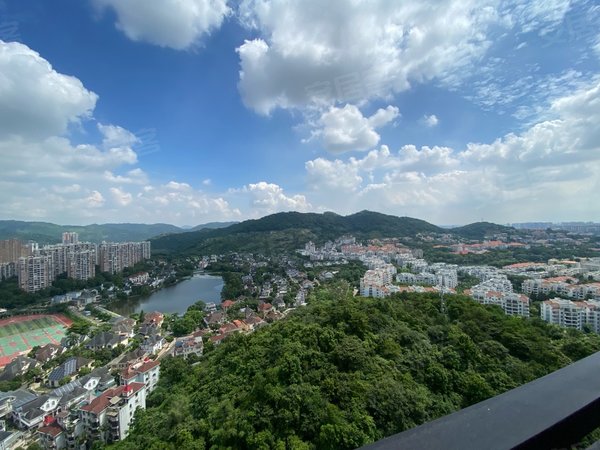 广州增城新塘合生湖山国际合生湖山国际 2室2厅1卫 配套齐全 南北通透