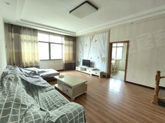 嘉鱼嘉鱼城区嘉鱼市区中北家园对面，步梯中层诚意出租！出租房源真实图片