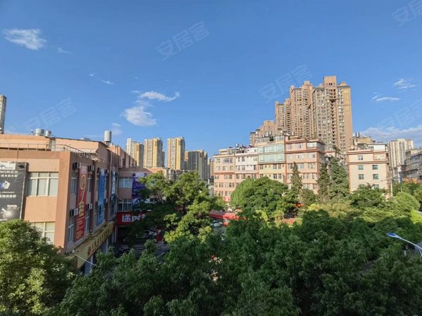 昆明西山滇池路片区凤凰御景万达金地中心旁 凤凰御景精装三房全套