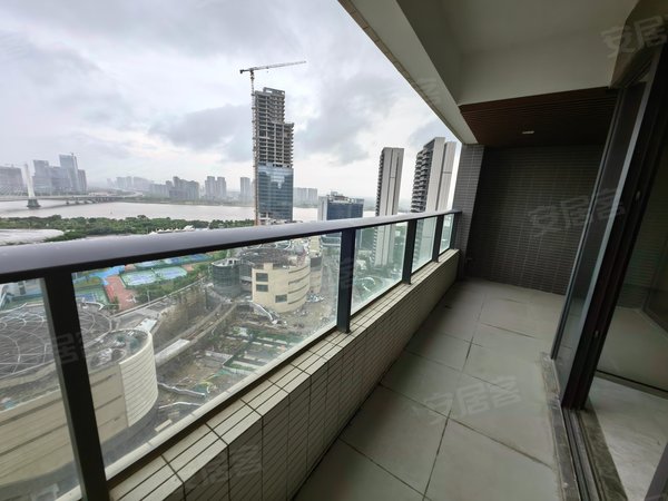 广州南沙金洲颐德湾尚颐德湾尚 高层142平4房2卫 全屋中央空调 南北