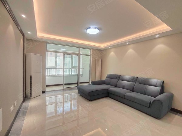 青岛黄岛薛家岛慧公馆慧公馆,套二2600,精装,家具家电齐全,随时看房