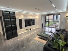 六安金安金安万达房，东市中心万达华府四室两厅两卫出租，配套设施齐全出租房源真实图片