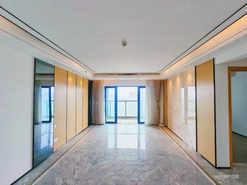 万科金域滨江翡翠湾 高楼层一线望江 4房双套间 超好江景