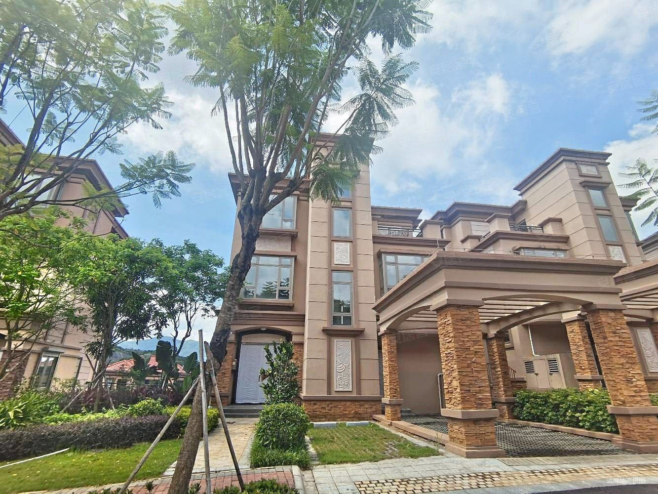 海逸豪庭御峰别墅