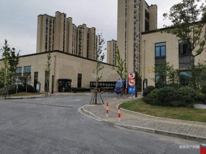 康汇雅苑1室2厅1卫57.1㎡南北138万