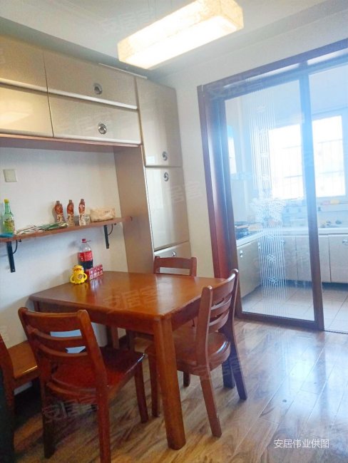 鑫海苑3室南北通透的看房方便