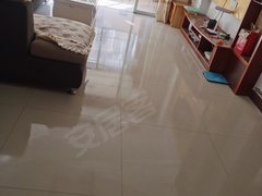 扬中扬中市区市中心清华园北区3楼三室两厅一卫15000一年出租房源真实图片