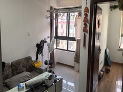 上海宝山顾村馨佳园十二街坊 1室1厅1卫出租房源真实图片