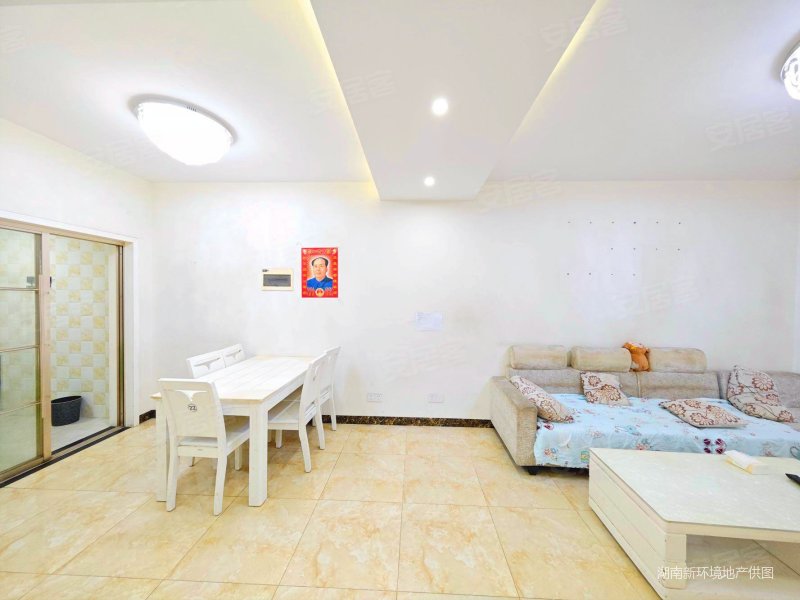 长沙房产网>长沙二手房>雨花二手房>红星二手房>红星嘉和苑(一期)>800