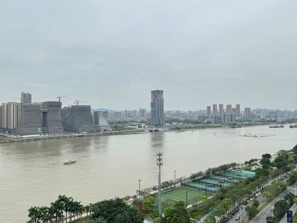 【多图】保利天悦,琶洲租房,广州江景大平层保利天悦花园 377平 五房