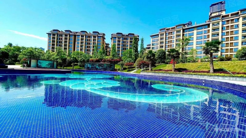 冠顺山江华府4室2厅2卫138㎡南北55.8万