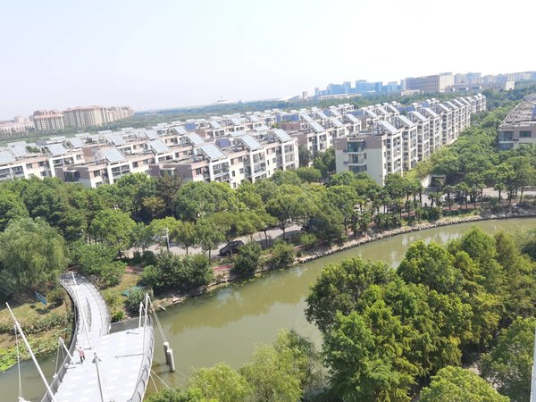 上海浦东临港新城宜浩佳园宜浩佳园 1室2厅1卫 南北通透 精装修 75平