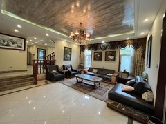 长沙天心奥特莱斯广场地铁口 天心南 省府南 格兰小镇联排边户别墅 居家接待出租房源真实图片