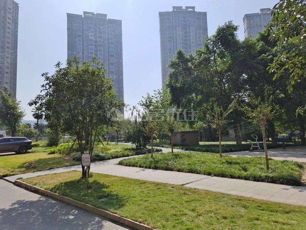 【多图】瀚学融府(一期),龙兴租房,瀚学融府精装三房出租家具家电齐全