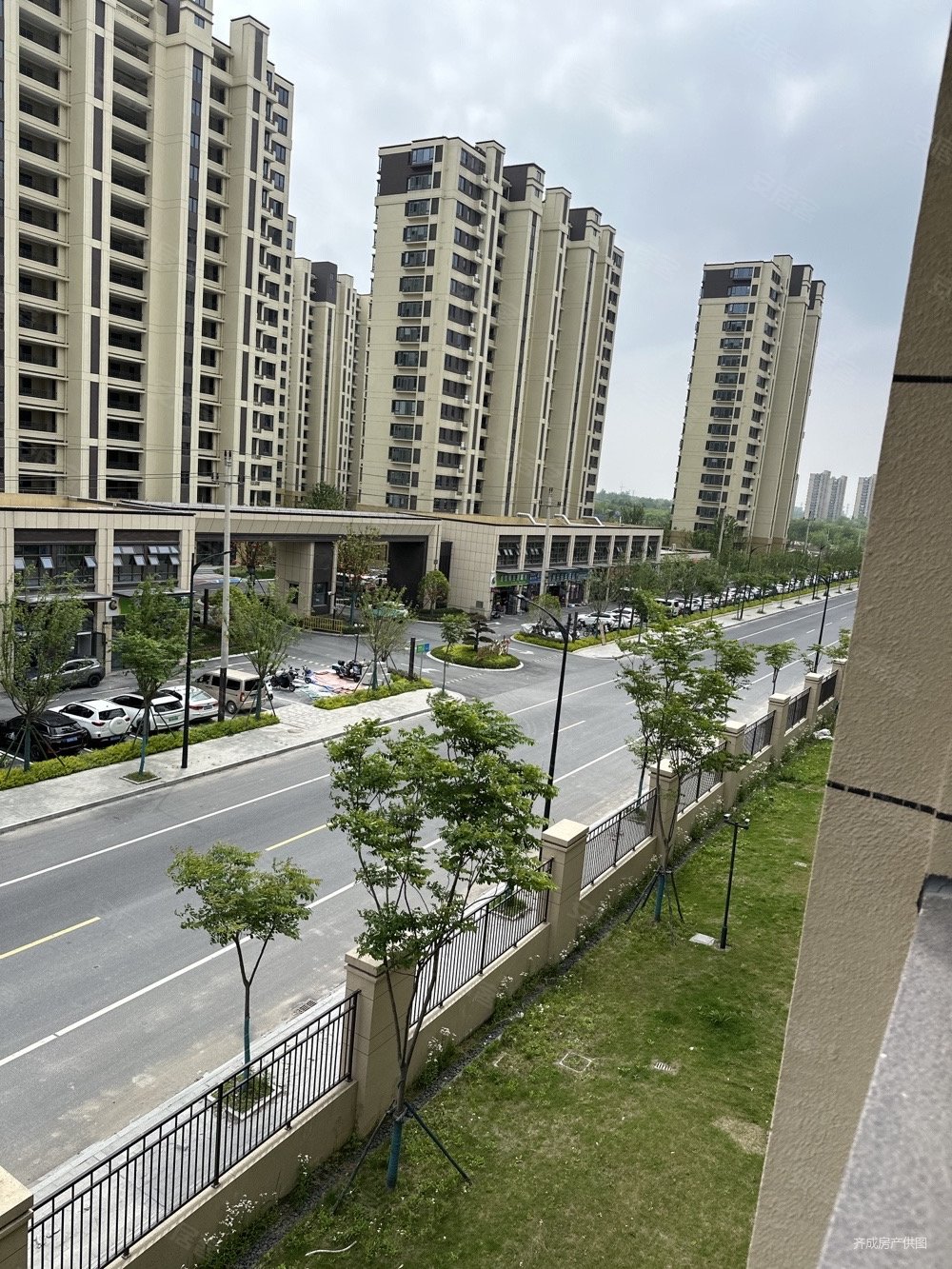 嘉兴房产网>嘉兴二手房>海宁二手房>黄湾镇二手房>海伦堡观澜>