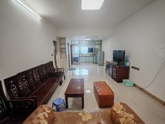 江门蓬江育德五邑大学对面,南北对流两房两卫。装修干净出租房源真实图片