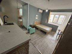 青岛黄岛长江路青职学校钱江路地铁站旁钱江支路小区精装修套一可长租短租可月付出租房源真实图片