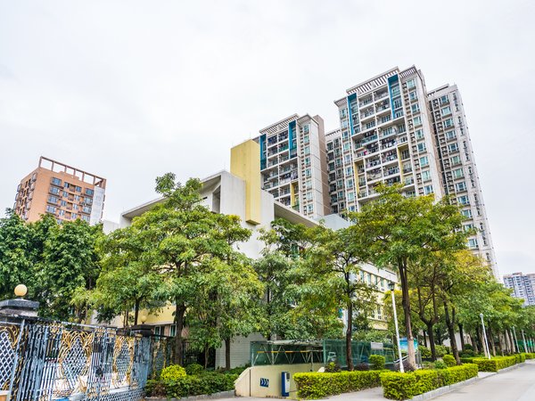 东莞黄江天虹富康花园黄江镇中心 富康花园 新一期电梯三房 朝南采光