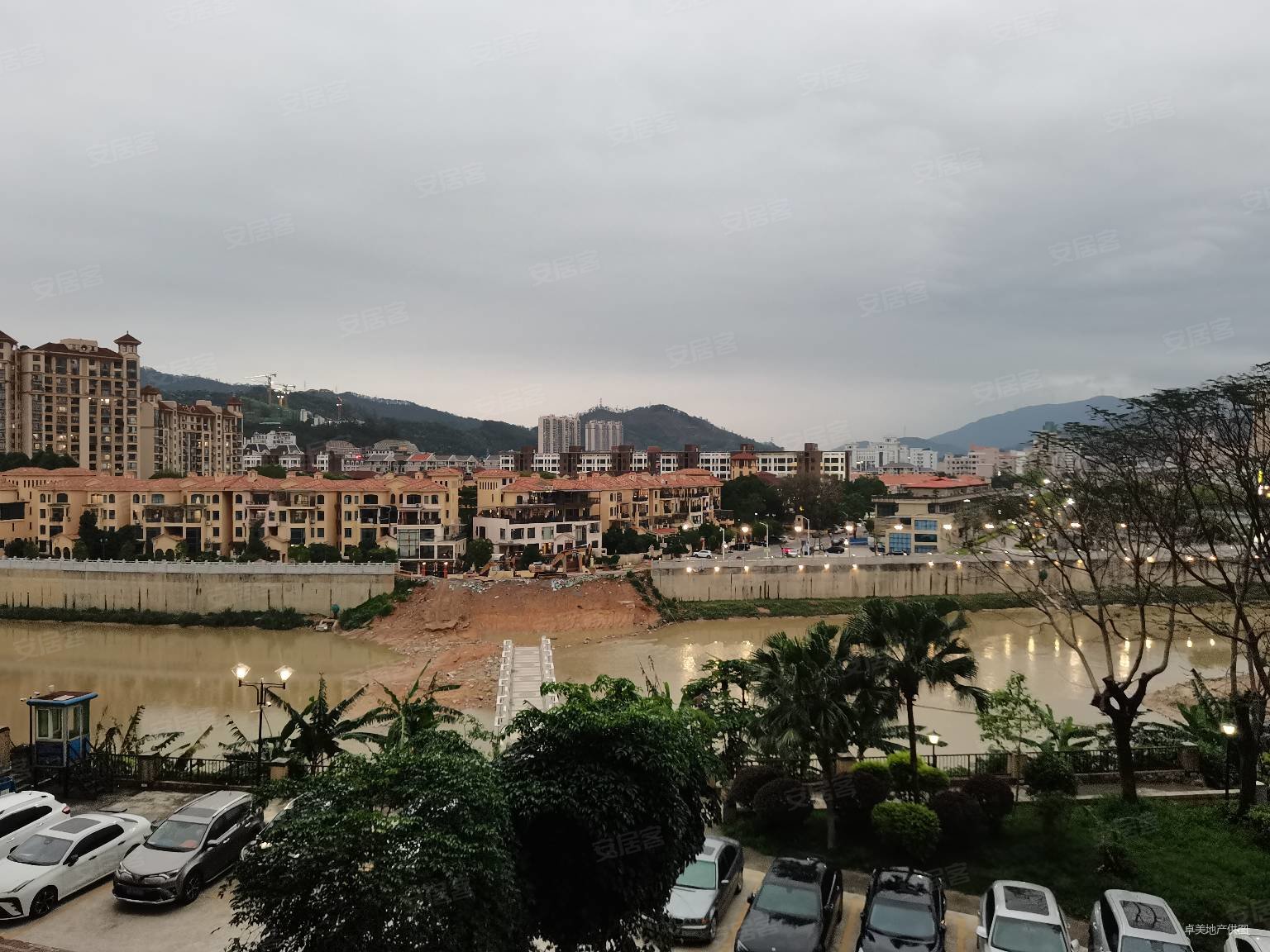 碧河花园电梯精装三房二厅双卫看河景楼层采光好交通便利