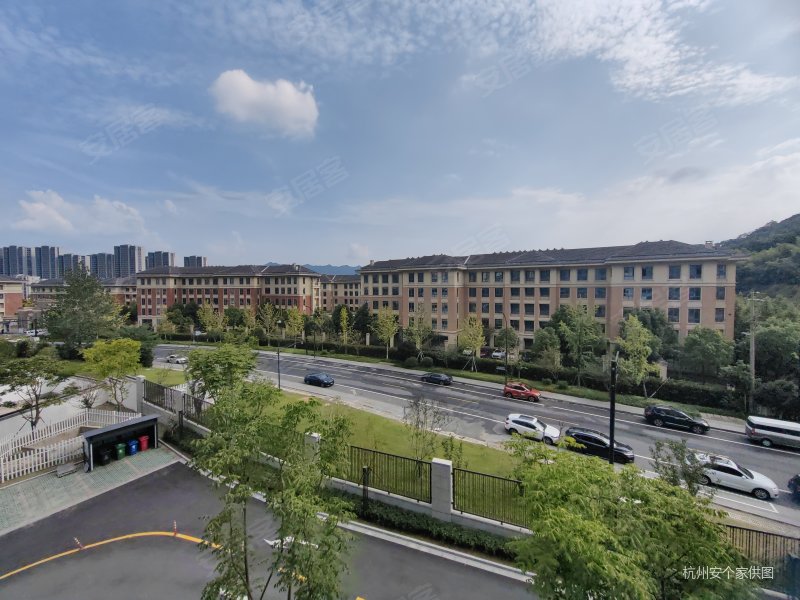九龙仓雍景山公寓住宅