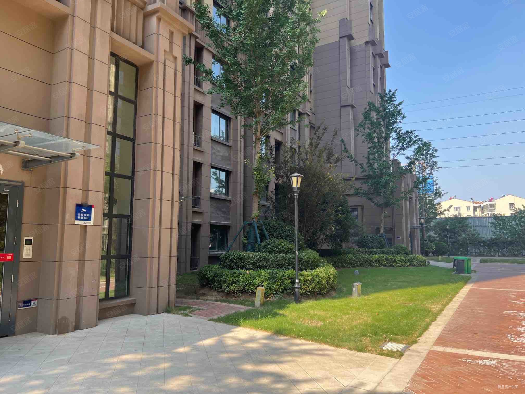 建业贰号城邦2室2厅1卫124㎡南北85万