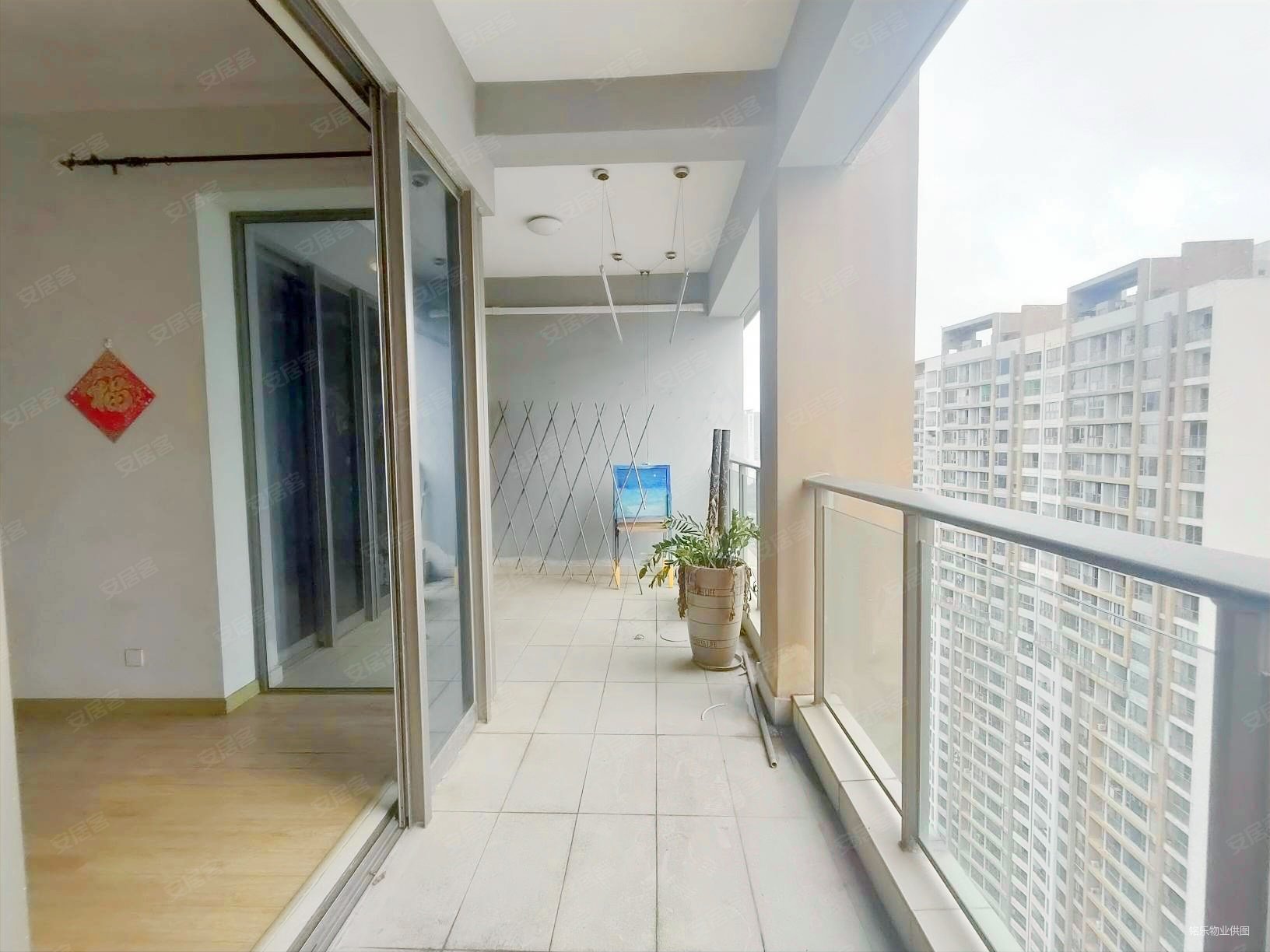 送天台 近拱北关口  格力香樟三房  满五