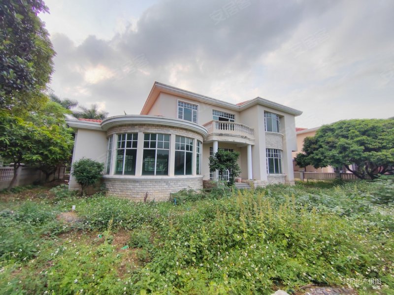 雅宝新城(别墅)5室3厅5卫360㎡南北1900万