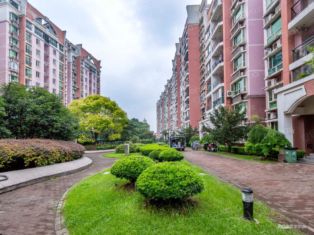 万邦都市花园2室1厅1卫75.78㎡南800万