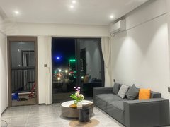 珠海高新区金鼎万科翡翠中央 4室2厅2卫  电梯房 精装修25平米出租房源真实图片