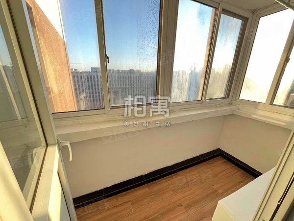 北京海淀小西天德胜门西大街7号院西直门地铁伊泰首钢大厦带电梯精装