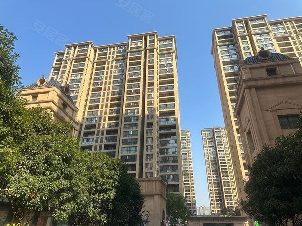 固始建业壹号城邦(平桥)羊山二小对面建业一号城邦精装两室出租,拎包