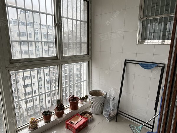 【多图】梧桐苑(东区),青枫公园租房,急租 梧桐苑3室2厅1卫 电梯房 精