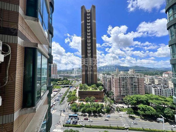 深圳福田皇岗金港豪庭金港豪庭 2室2厅1卫 精装修 东南向 地铁四 七