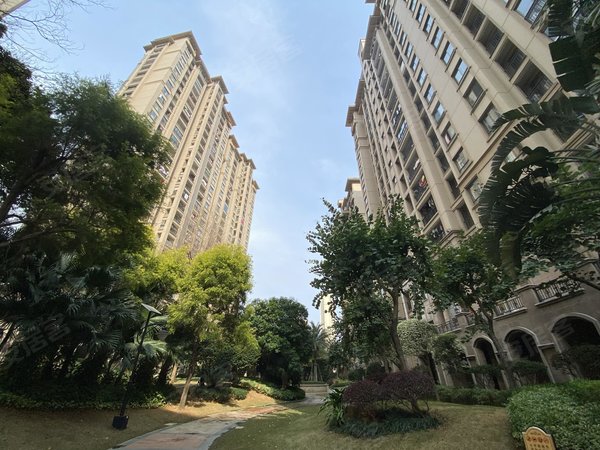 泉州洛江万安街道三盛四季公园(一期)洛江十一中旁两房 家具家电齐全