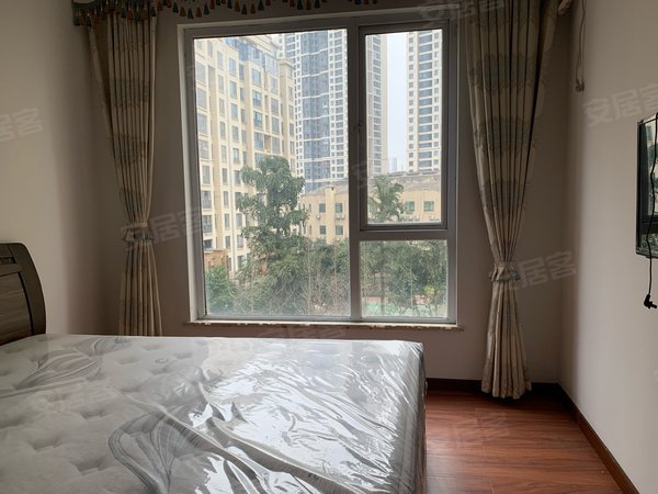 重庆江津双福新区金成溪山美郡金成溪山美郡 3室2厅1卫 全新装修 全新