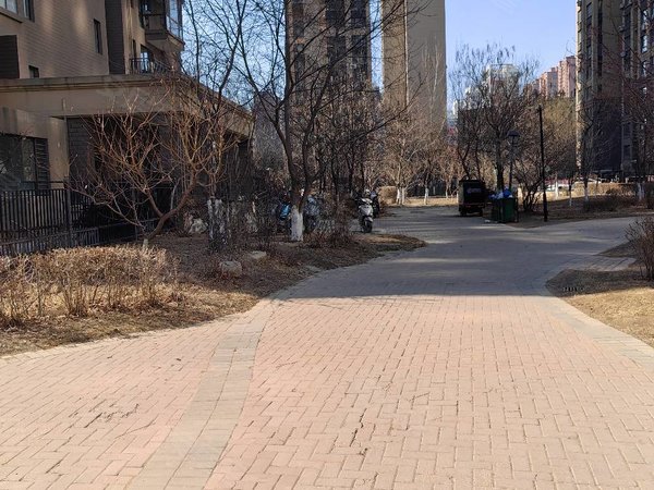 沈阳苏家屯大学城华府丹郡苏家屯区华府丹郡精装修 拎包入住 阳光充足